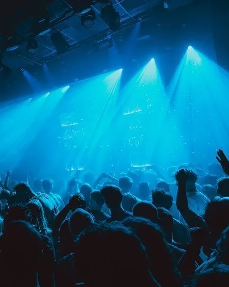 Techno Tuesday: Ramsey Neville at Melkweg