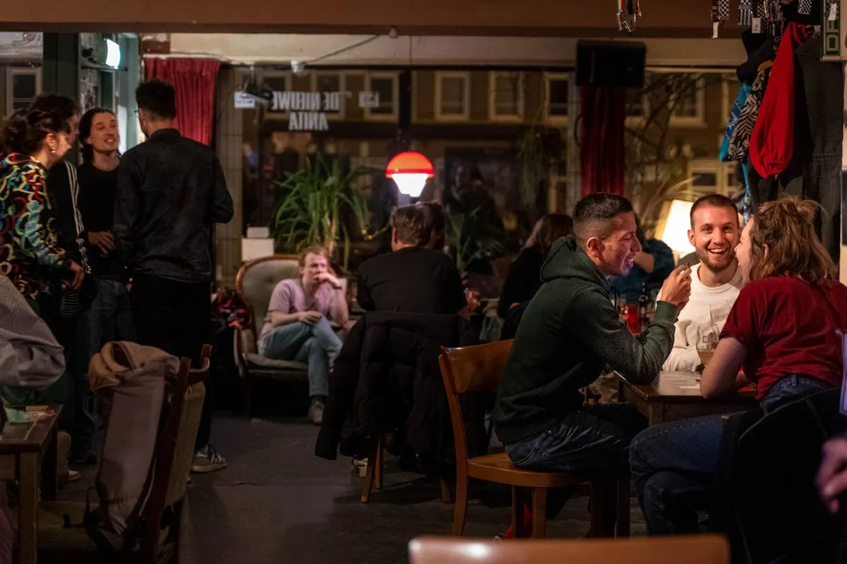 Vrij Spel + Timm Knipt! at De Nieuwe Anita